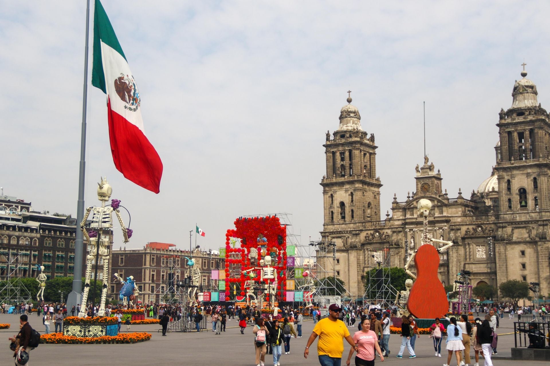 Mega ofrenda por el Día de Muertos en el Zócalo 2024