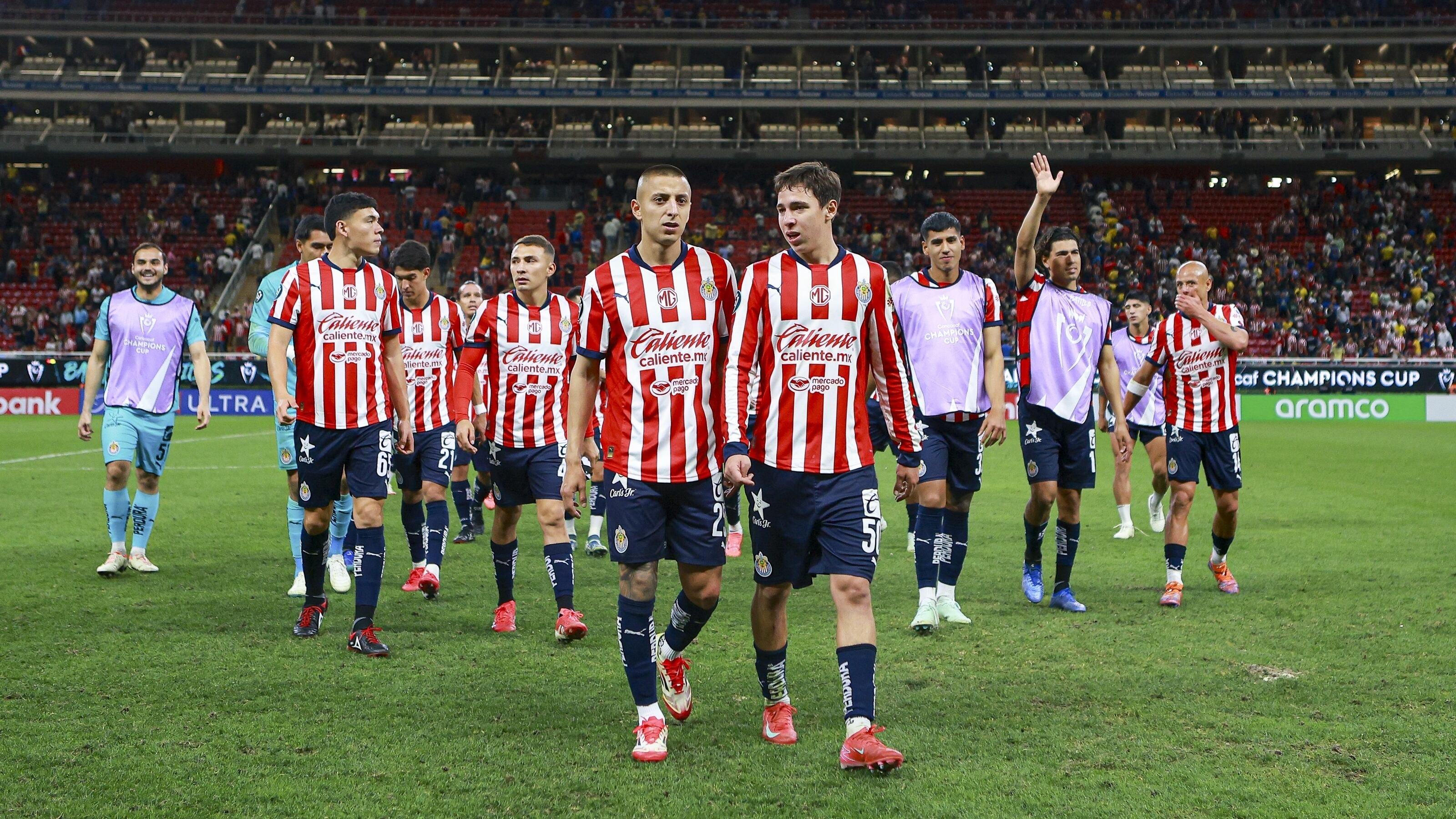 jugadores de Chivas