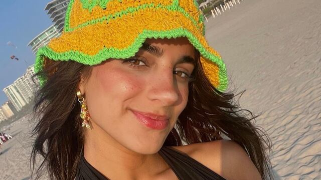 Mar de Regil, hija de Bárbara de Regil.