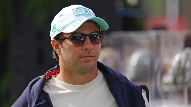 Reportan que Checo Pérez podría ser presentado como piloto de Cadillac este fin de semana en pleno GP de Miami