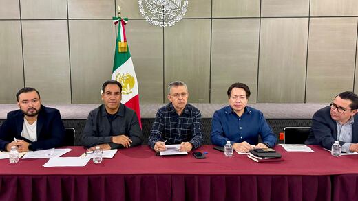 Encuentro clave: Mario Delgado y la Sección 7 de la CNTE dialogan en Chiapas