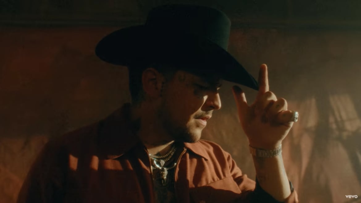 Christian Nodal en video "Vivo en el 6"