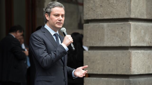 Aurelio Nuño. Educación bilingüe.