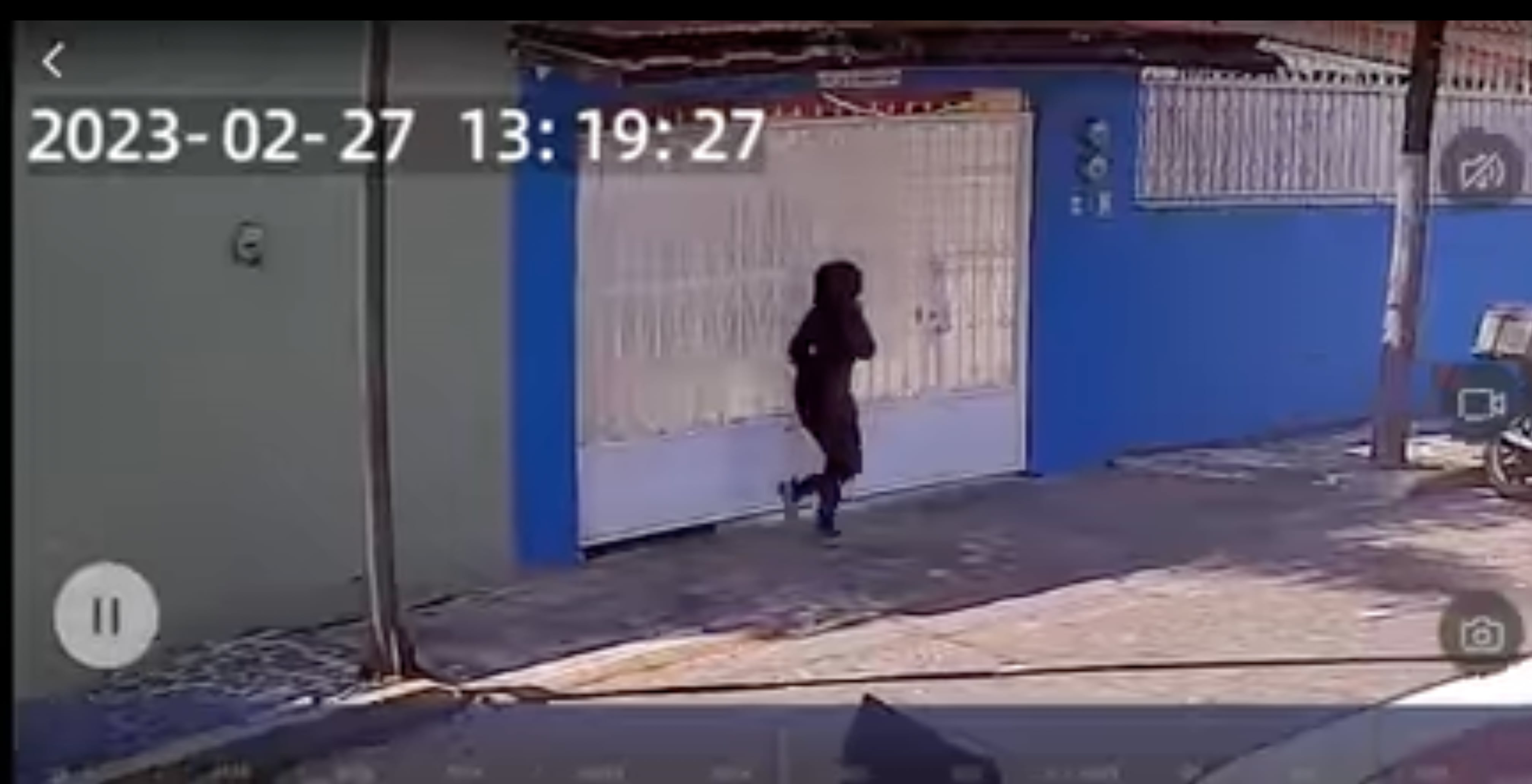 Mujer sale corriendo tras disparar contra la maestra Verónica Fernández
