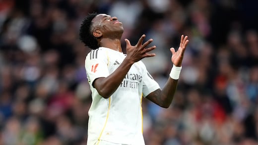 Abucheos de la afición podrían acelerar la salida de Vinícius Jr del Real Madrid