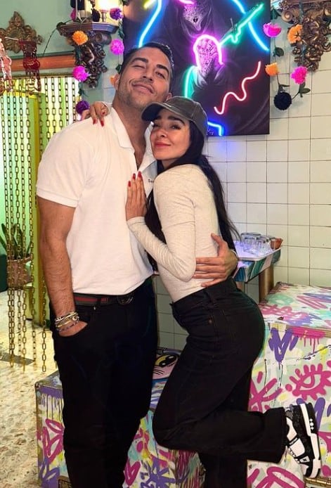 Jorge Cañas y Manelyk González