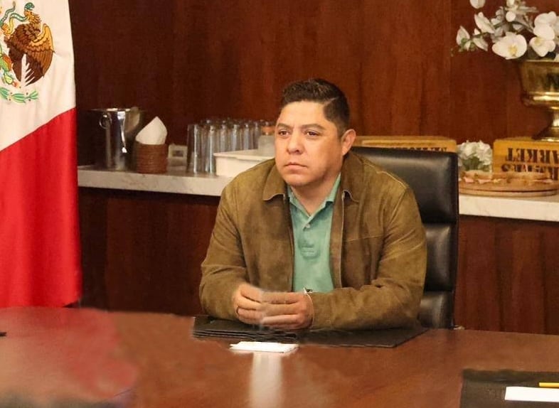 Ricardo Gallardo veta Ley Gobernadora