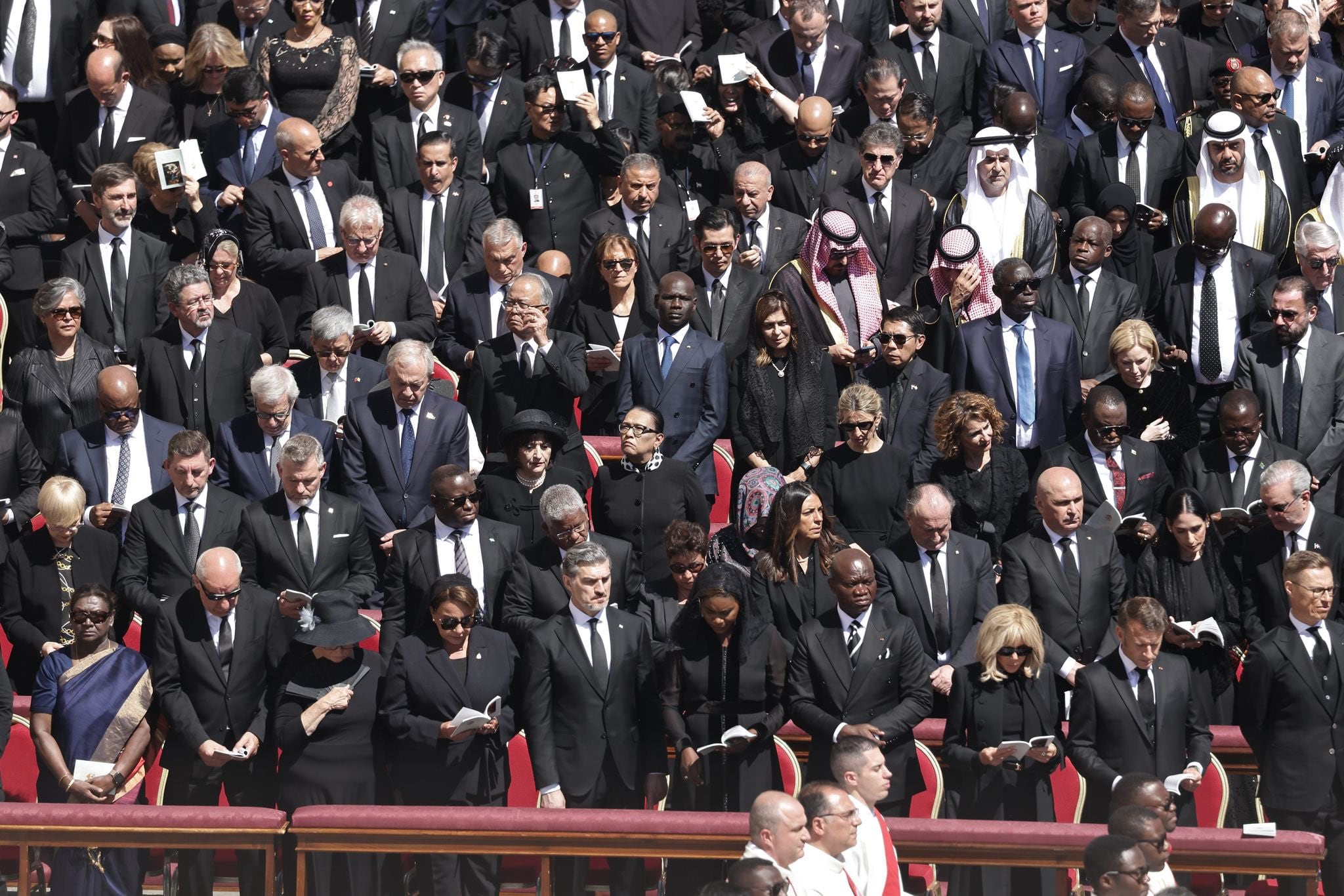 Rosa Icela Rodríguez en el funeral del papa Francisco