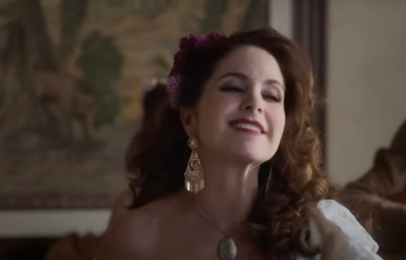 Lucero en El gallo de oro