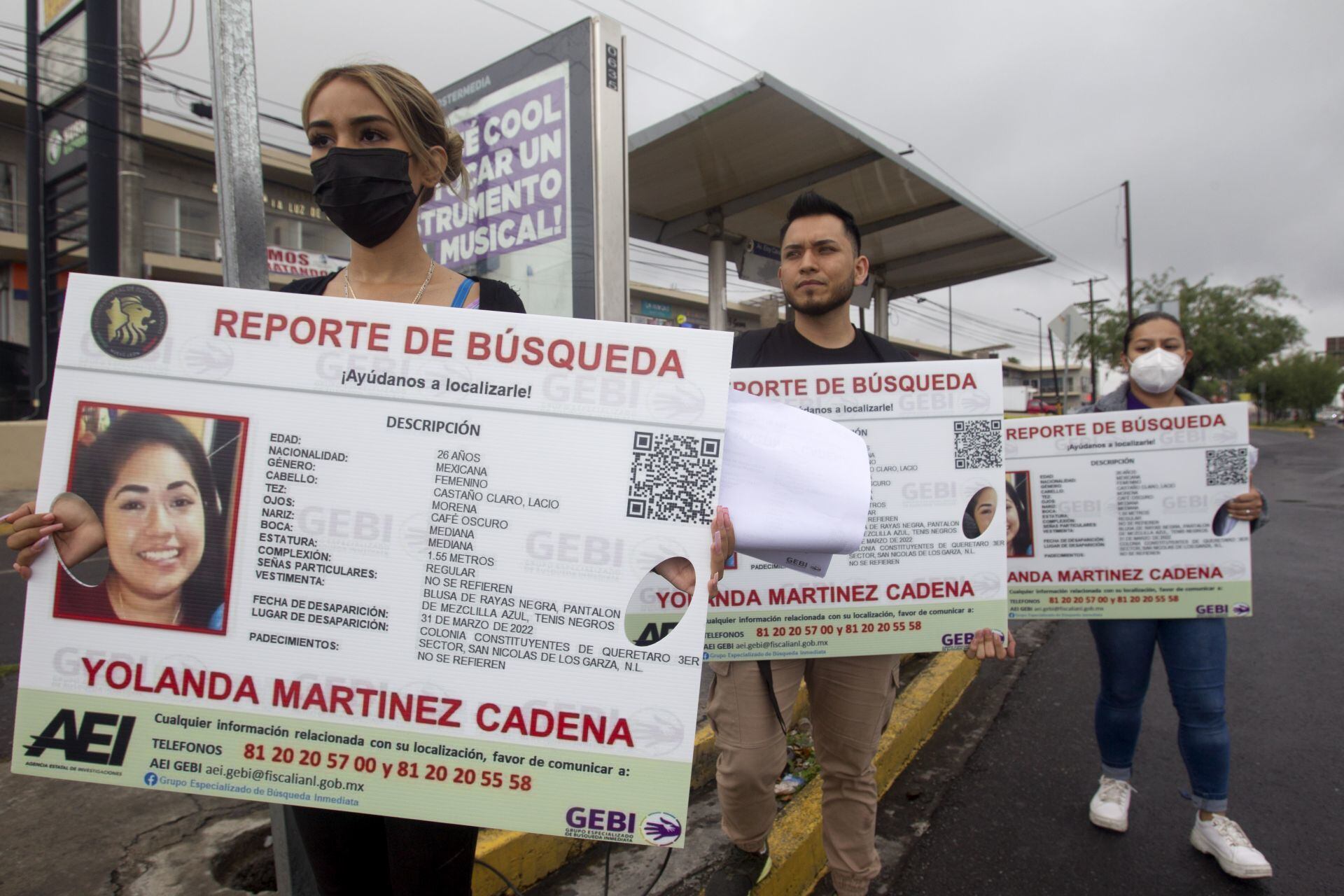 Familiares y amigos en búsqueda de Yolanda Martínez.