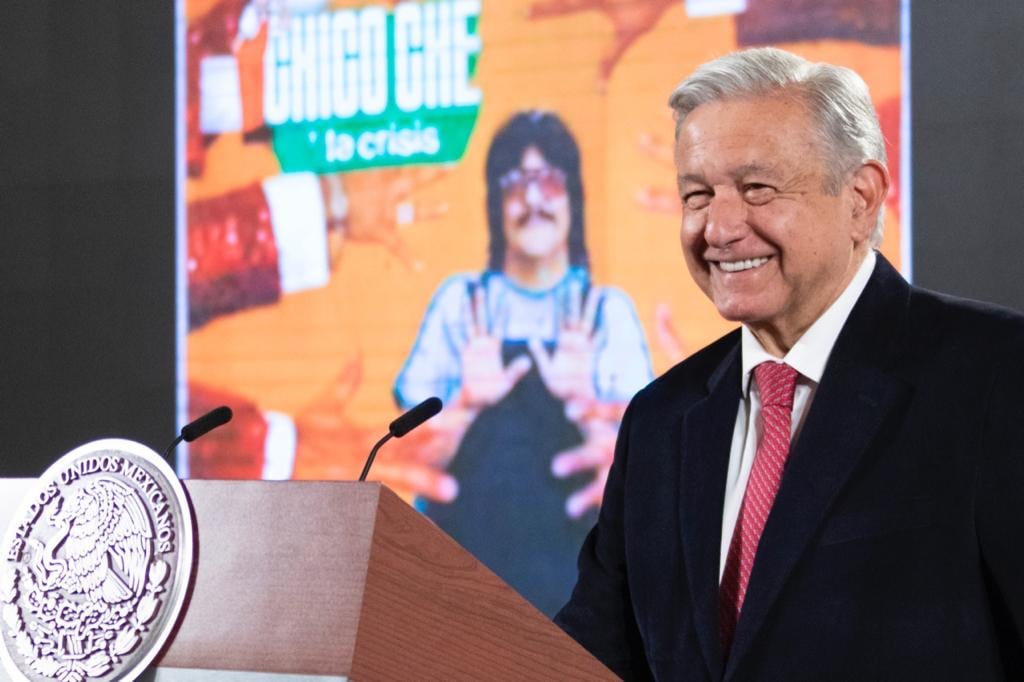 AMLO pone canción de Chico Che
