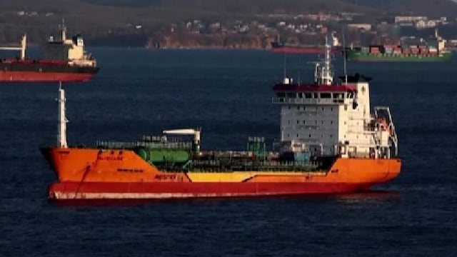 China suspende compras de petróleo a Rusia tras sanciones de Estados Unidos