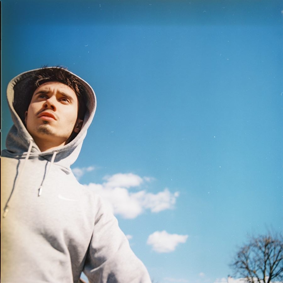 Harris Dickinson, el actor que sería James Bond en la película de Denis Villeneuve