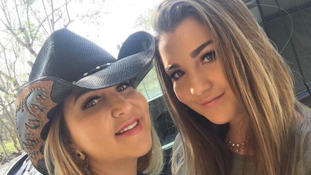 Melenie Carmona y Alicia Villarreal