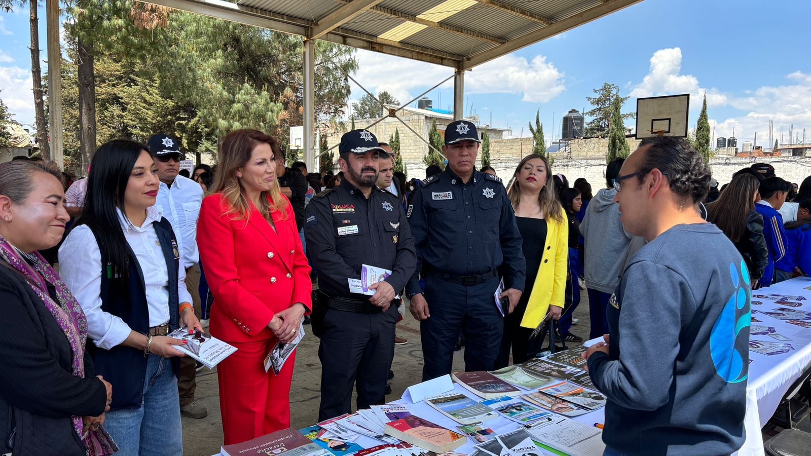 Toluca impulsa entornos seguros con feria escolar sobre prevención del delito