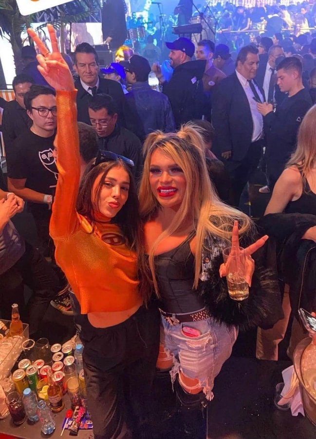 Danna Paola y Wendy Guevara