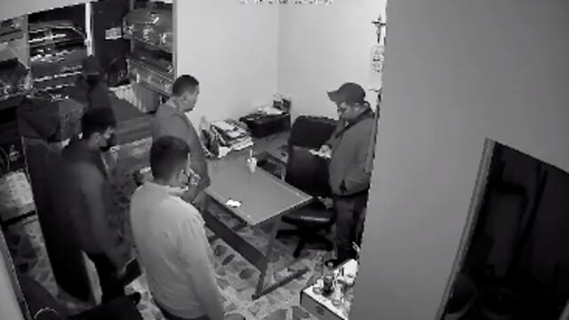 4 hombres asaltan a una funeraria de Pachuca, Hidalgo