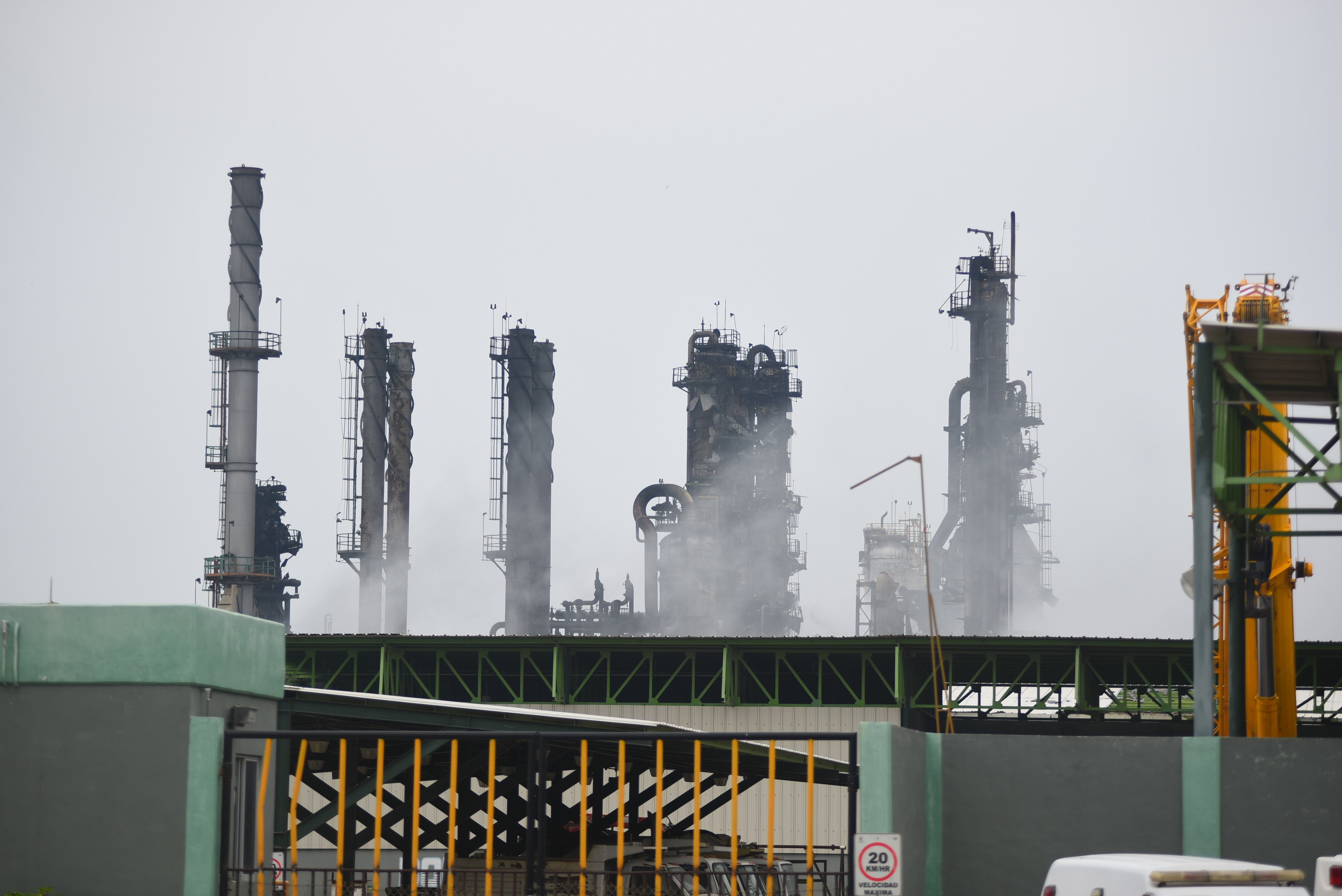 Complejo petroquímico de Pajaritos de Pemex. Compra de planta chatarra.