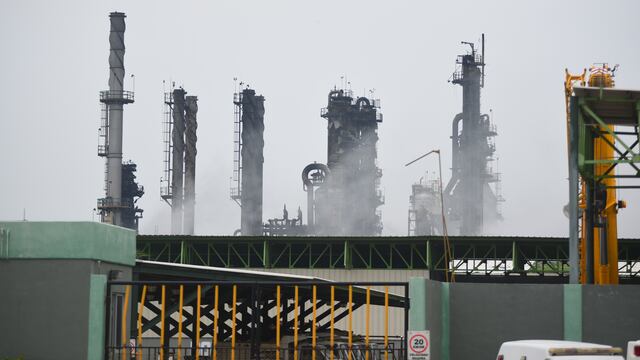 Complejo petroquímico de Pajaritos de Pemex. Compra de planta chatarra.