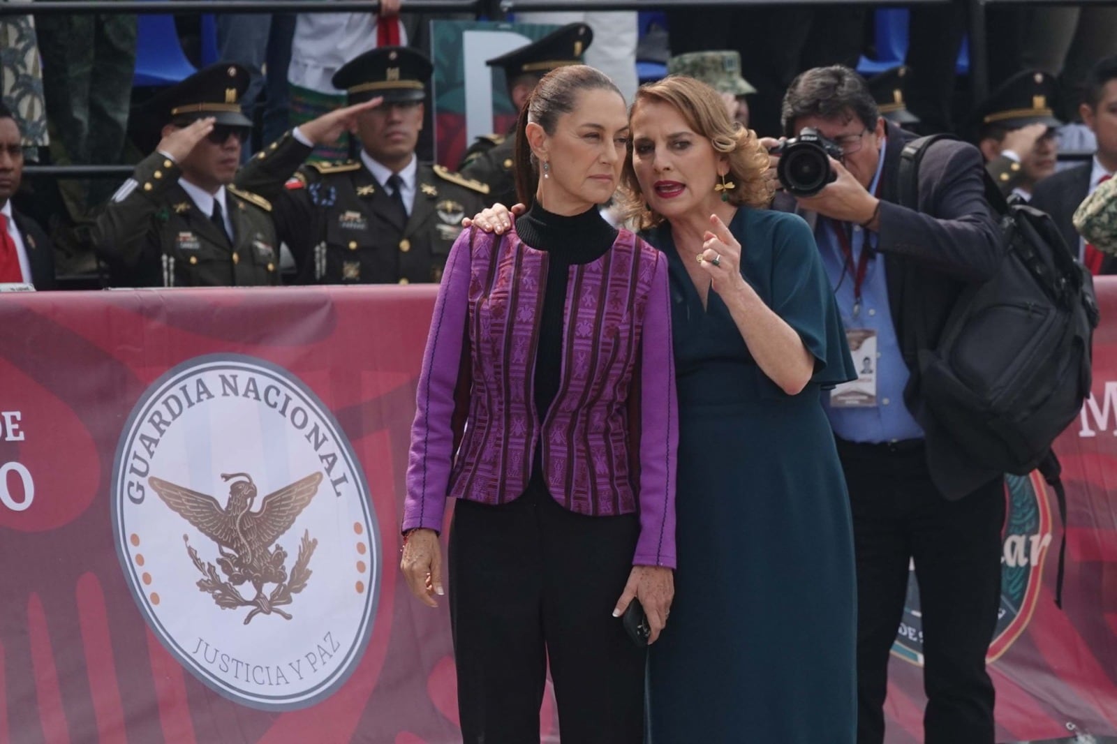 Claudia Sheinbaum y Beatriz Gutiérrez Müller
