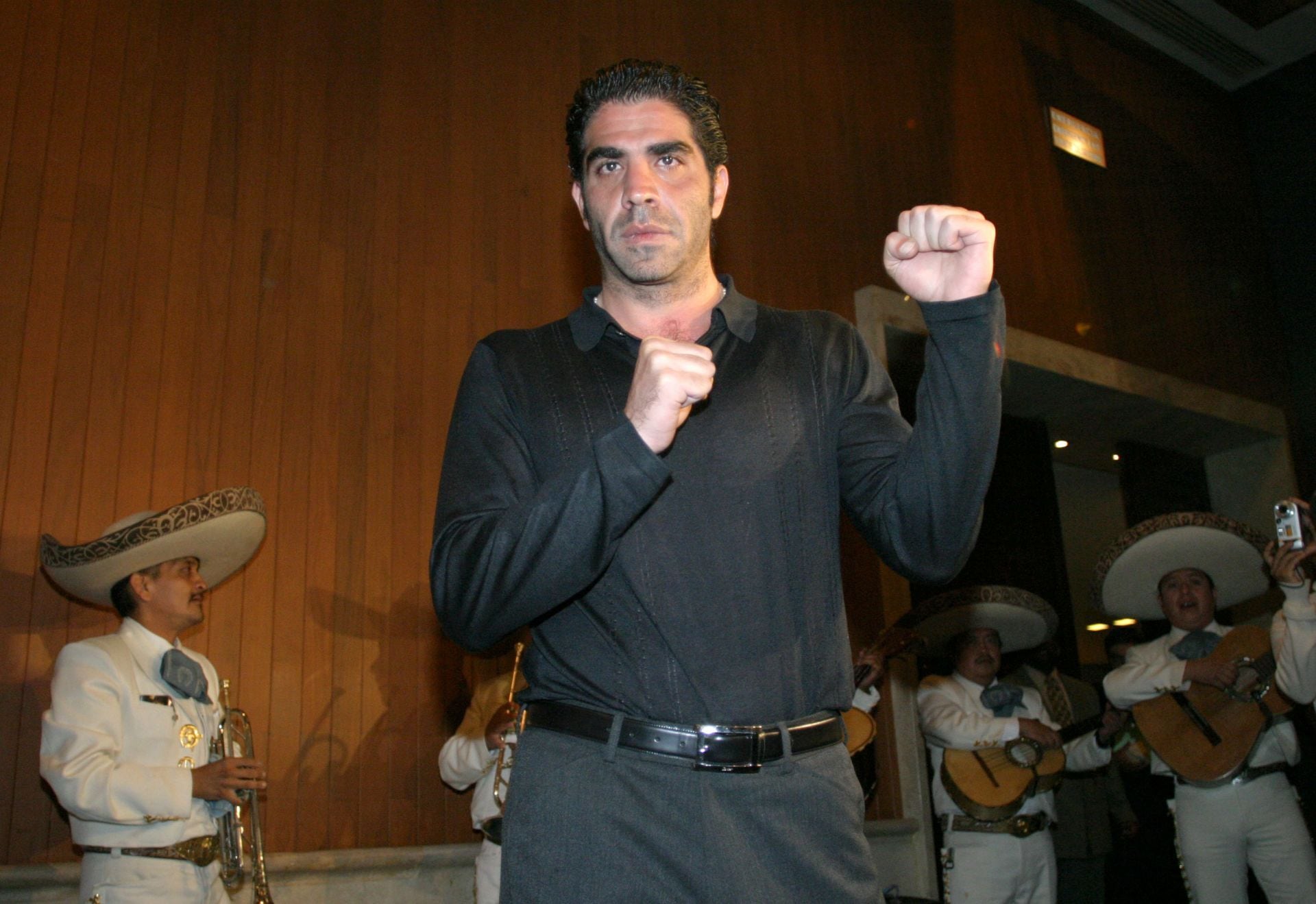 Jorge Kahwagi Macari fue un personaje que se desempeñó en el mundo de la TV, el deporte, la política y como empresario con polémicas en cada ámbi