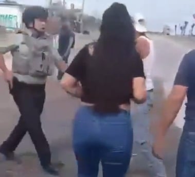 San Luis Potosí: habitantes y Guardia Nacional se enfrentan por rapiña de lavadoras