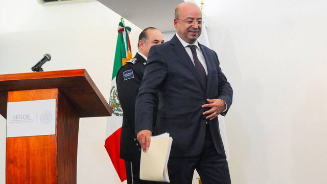 Renato Sales. Reproches.