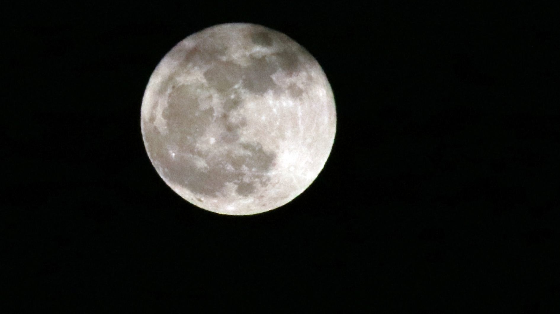 China abre acceso a sus muestras lunares