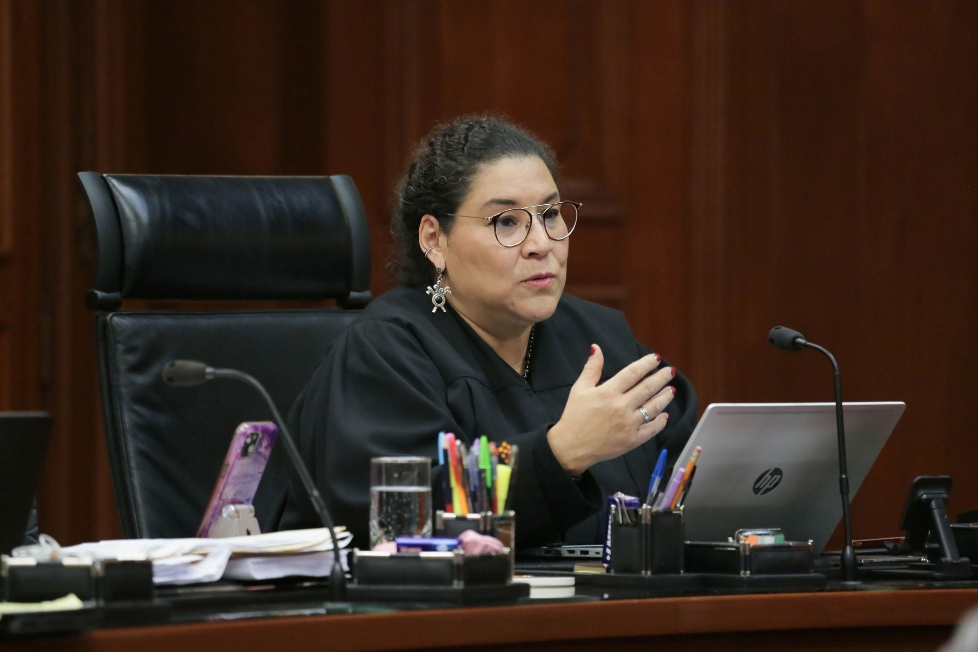 SCJN avala que Lenia Batres resuelva amparo de Ricardo Salinas Pliego