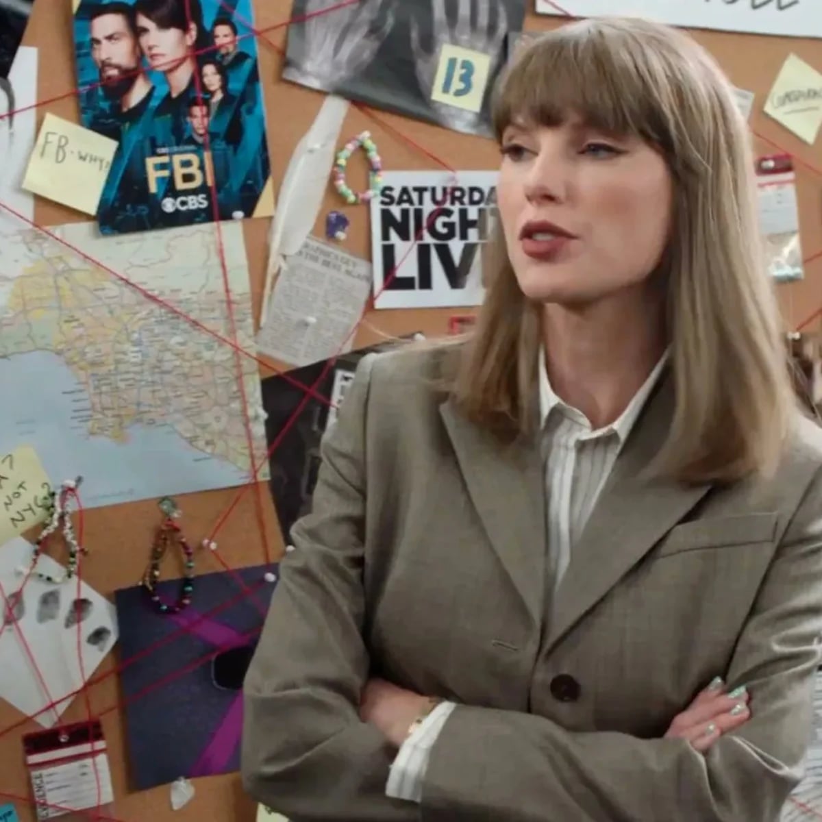 Mariska Hargitay y Taylor Swift en un sketch para los Emmys 2026