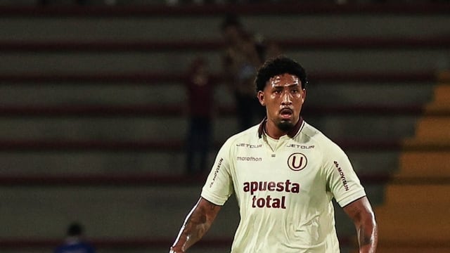 Jesús Castillo, futbolista peruano.