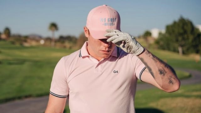 El golf es una de las pasiones del Canelo