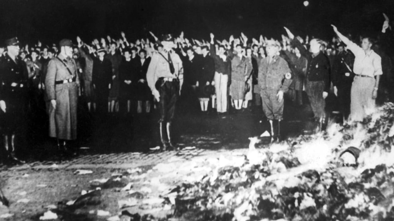Culturicidio nazi de la anterior SCJN, eso defienden abogados y columnistas