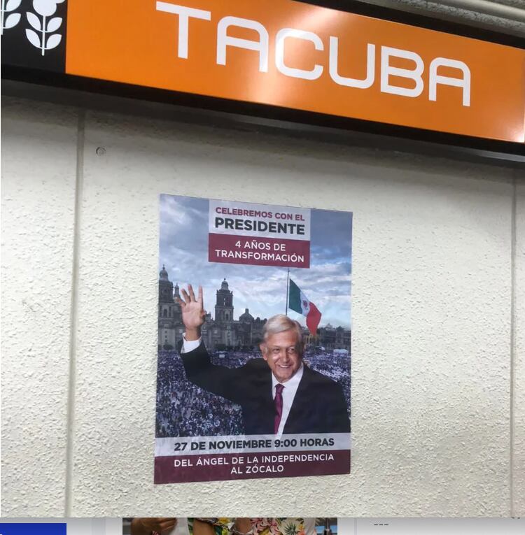 Propaganda de la marcha de AMLO en el Metro