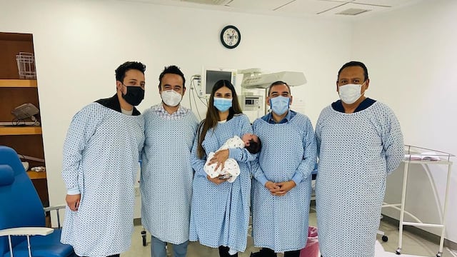 Hijo de Edén Muñoz y Paloma Llanes sale del hospital