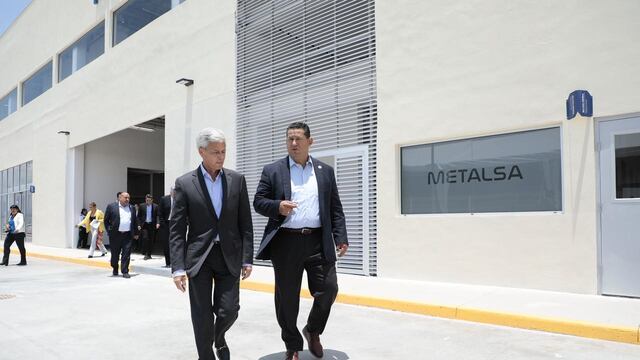 Diego Sinhue Rodríguez inauguró la empresa Metalsa
