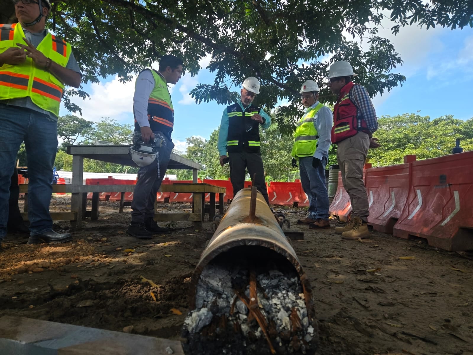 Puente de Minatitlán y distribuidor vial: SICT revisa avances en Veracruz