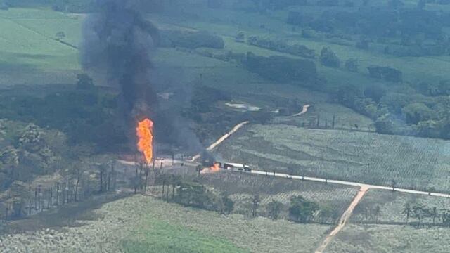 Se registró una explosión de ducto de Pemex en Chacaltianguis, Veracruz