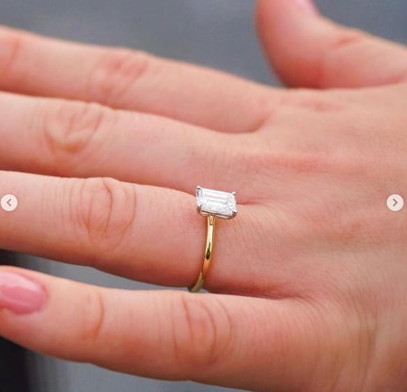 Hijo de Julián Gil se compromete