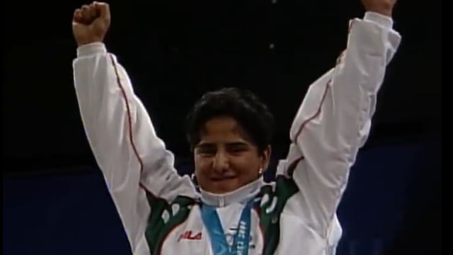 Soraya Jiménez ganando medalla de oro