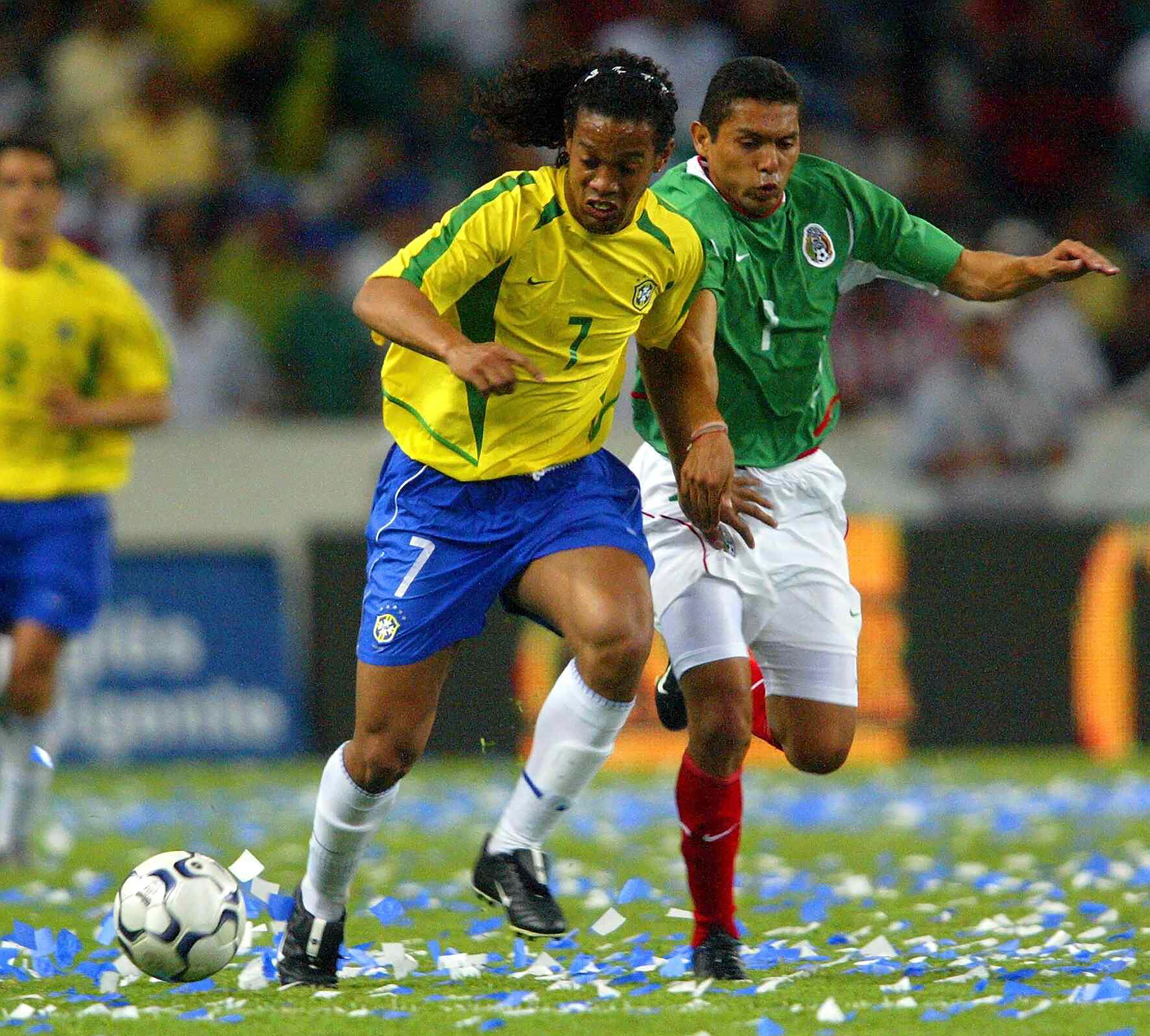 Ronaldinho vs México en el 2003