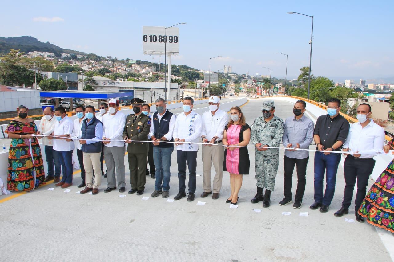 Rutilio Escandón inaugura paso a desnivel que beneficiará a Tuxtla Gutiérrez