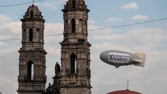 Piden justicia por violencia contra las mujeres feminicidios en México con dirigible