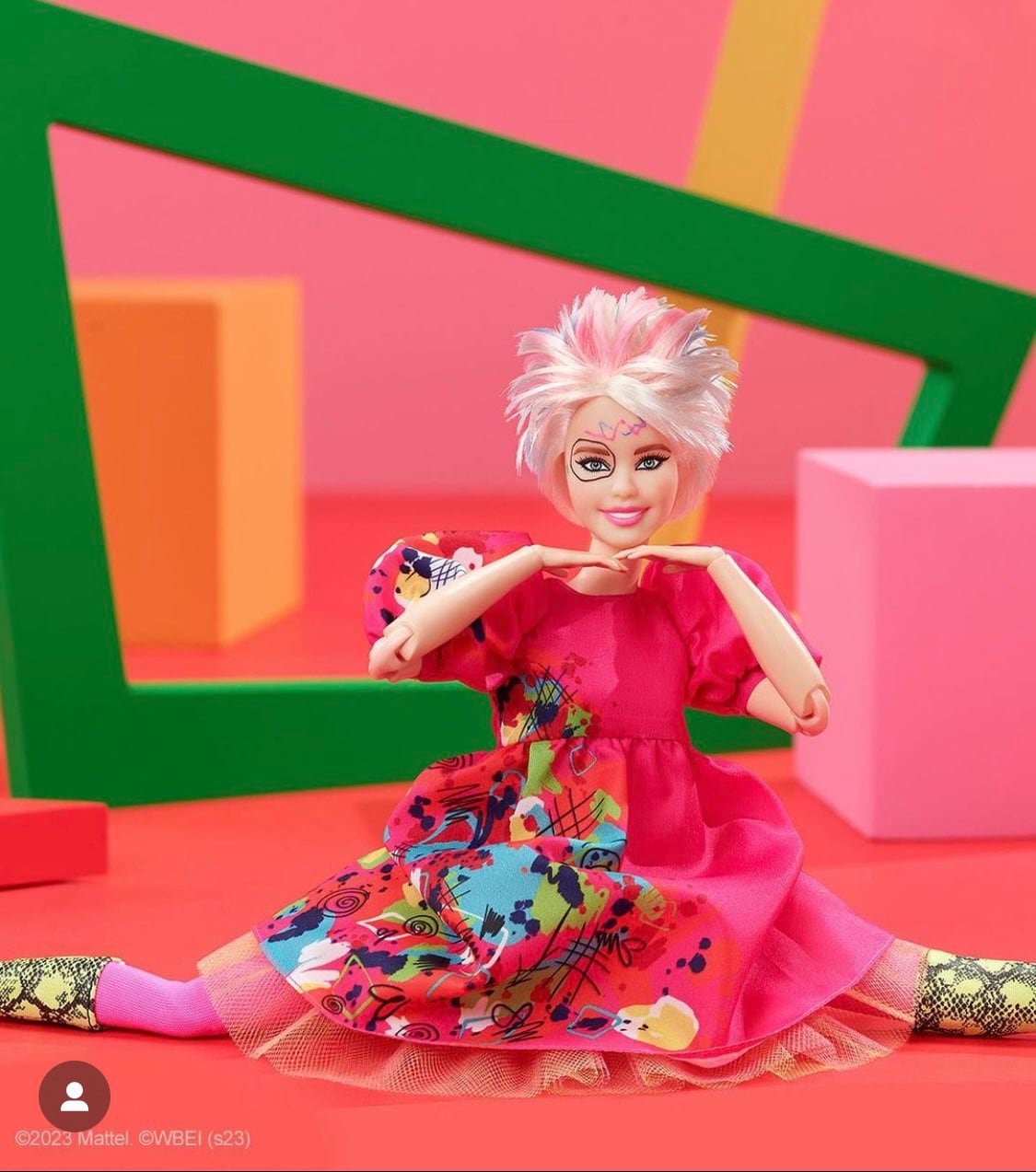 La Barbie rara de la película, ya tiene su versión muñeca de Mattel