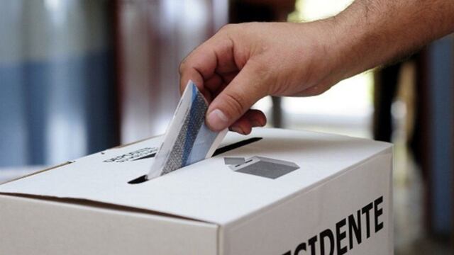 AMLO obtuvo el 53.1% de la votación válida emitida contra el 42.5 de Fox, el 35.9 Calderón y el 38.2 de Peña.