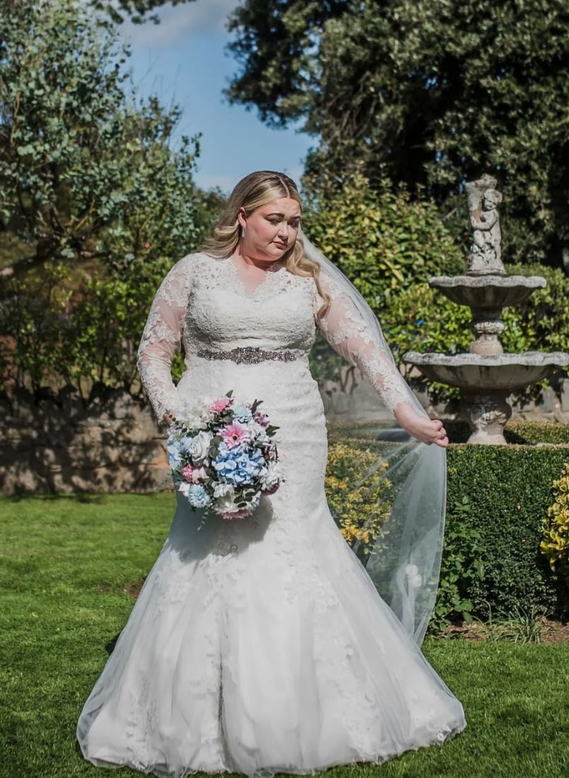 Kayley el día de la boda