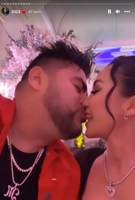 María Elena Delfín Valdez con El Mimoso.