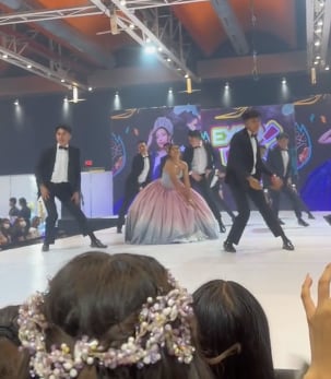 Quinceañera impresiona con su baile