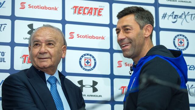 Caixinha junto a 'Billy' Álvarez