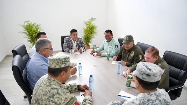 Ricardo Gallardo entrega base de operaciones a guardia civil